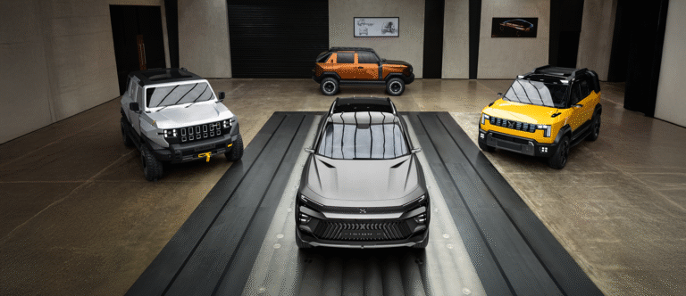 महिंद्रा ने पेश की एक साथ चार धांसू इलेक्ट्रिक cars!! देखें सारी जानकारी।